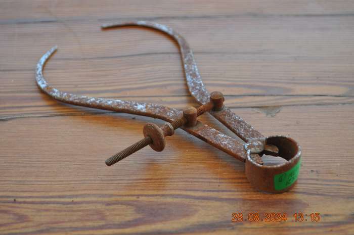 Vintage Outside Caliper 180mm