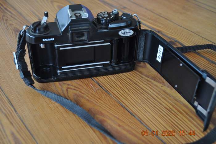 Vintage Kalimar K-90 35mm Film Camera (selling as is)