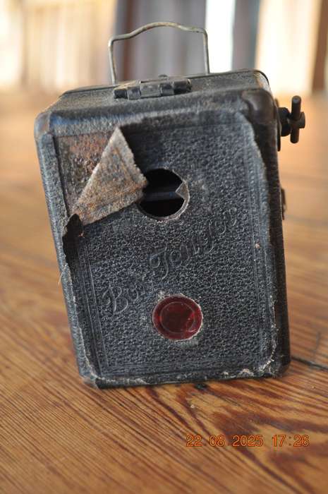 Vintage Zeiss Ikon Baby Box Tengor Film Camera