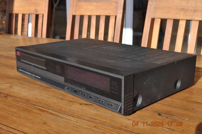 Mission PCM 4000 CD Player