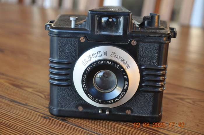 Vintage Elford Envoy Film Camera