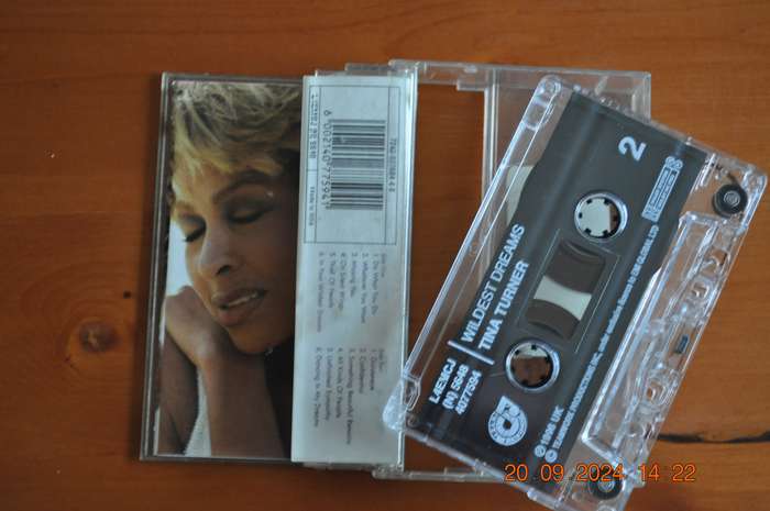 Tina Turner - Wildest Dreams (Cassette)