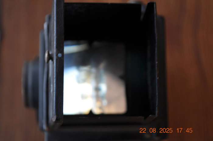 Vintage Voigtlander Brilliant Film Camera