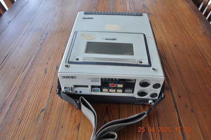Vintage Sony U-Matic Video Cassette Recorder As Is
