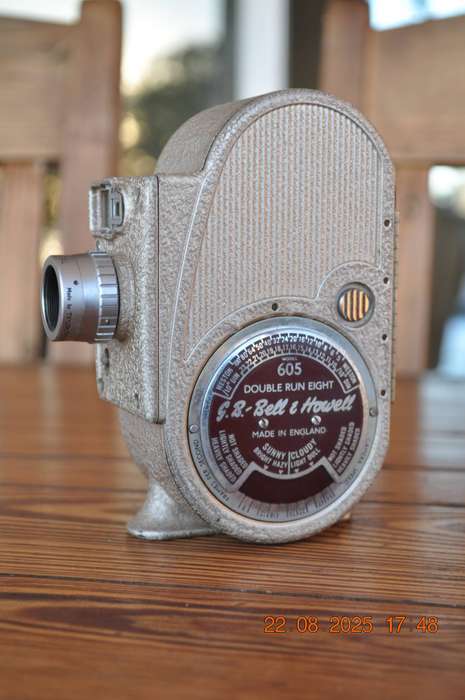 Vintage Bell and Howell 605 8mm Movie Film Camera