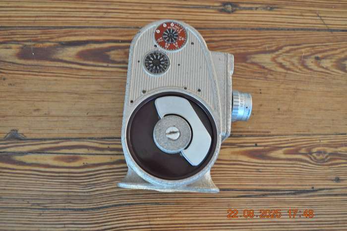 Vintage Bell and Howell 605 8mm Movie Film Camera