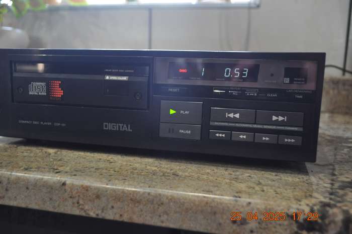 Vintage Rare Sony CDP -101 CD Player For Parts Or Repair