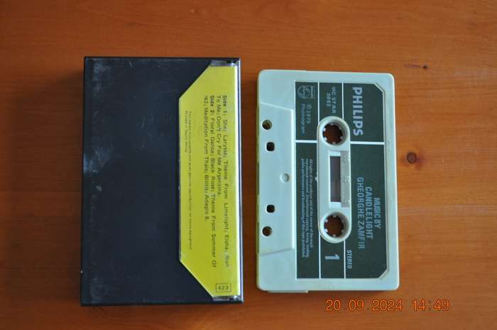 Gheorghe Zamfir And Harry Van Hoof - Music By Candlelight (Cassette)