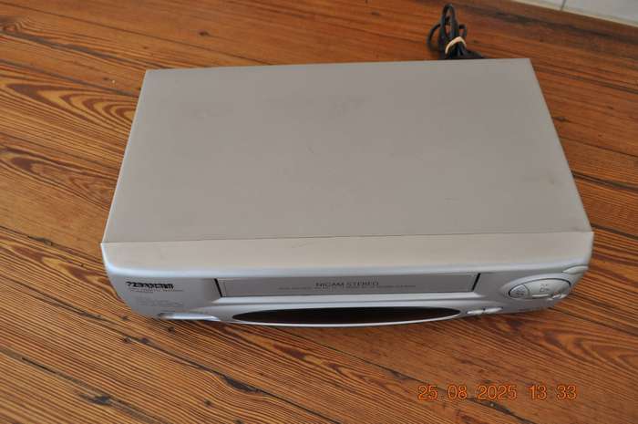 Sansui VHS Nicam Stereo Video Cassette Player