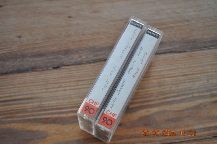 Vintage Sony CHF 90 Cassettes X2 Pre-Owned
