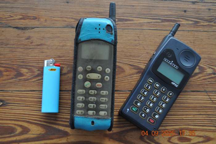 Vintage 1990s Nokia and Alcatel Cell Phones (as is)