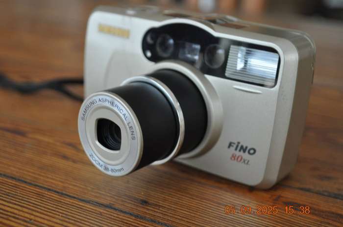 Samsung Fino80XL 35mm Film Camera With Zoom