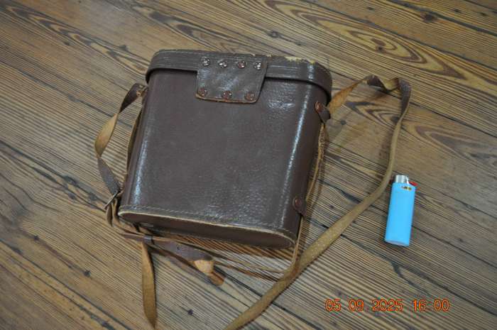 Vintage Leather Binoculars Carry Case
