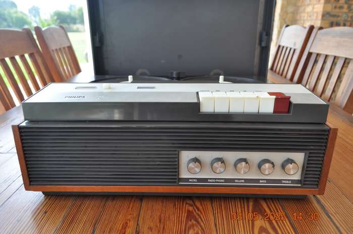 Vintage Phillips Reel to Reel Tape Recorder Player (as is)