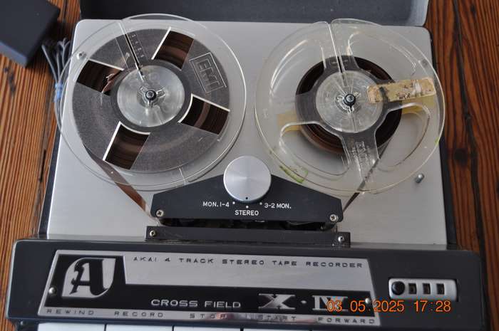 Vintage Akai Cross Field X-IV Reel to Reel Tape Recorder Player