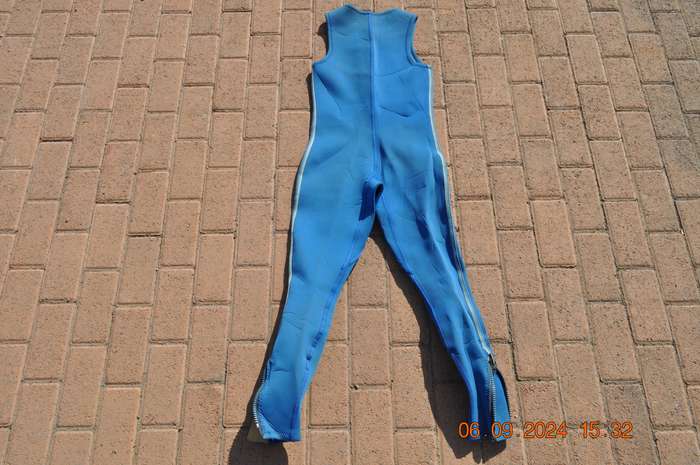 Zero Farmer John Wetsuit Size M (5mm)