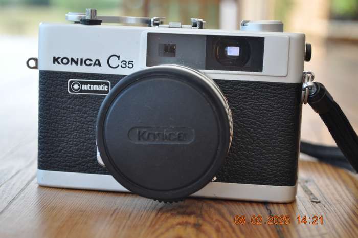 Vintage Konica C35 35mm Film Camera