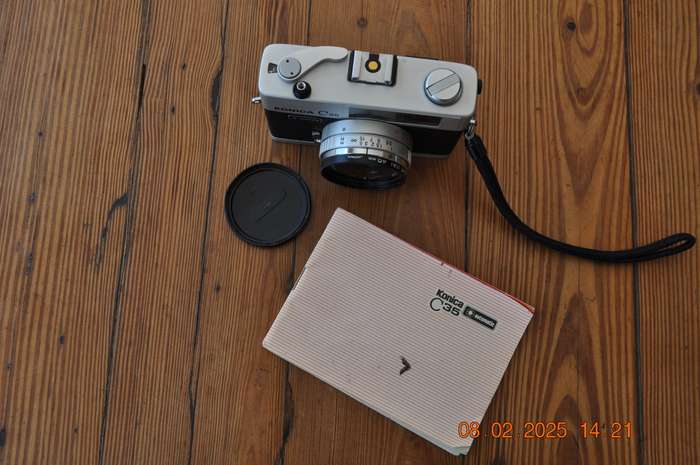 Vintage Konica C35 35mm Film Camera