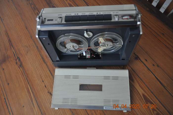 Vintage Grundig Reel to Reel Portable Tape Player (as is)