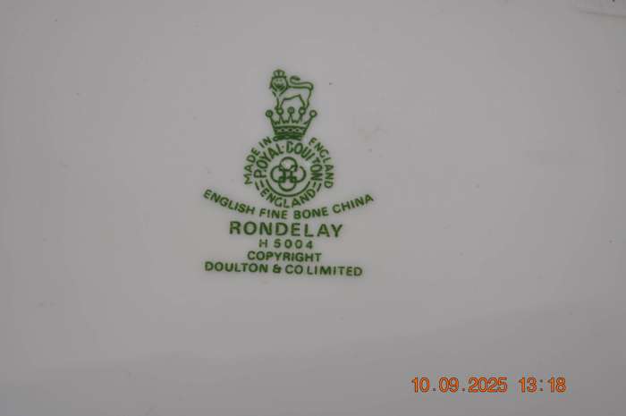 Royal Doulton Rondelay Bowl Fine Bone China