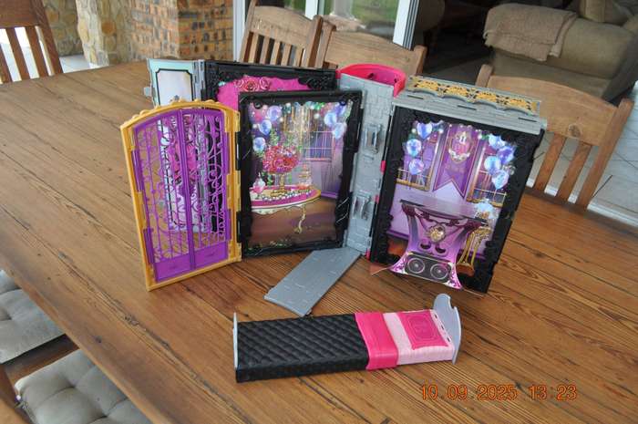 Briar Beauty  Ever After High Thonecoming Incomplete