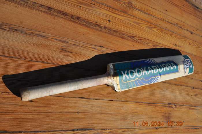 Vintage Kookaburra Goldcrown Super Cover Cricket Bat