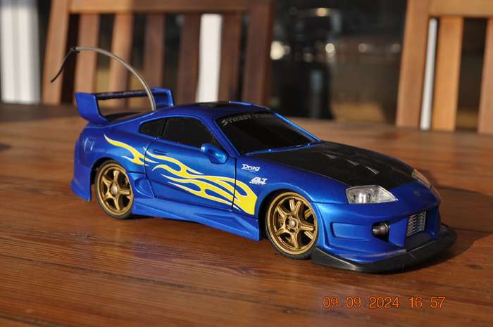 Toyota Supra Model Car Scale 1:24