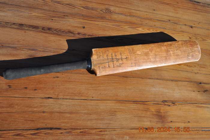 Vintage Stuart Surridge Roy Mclean South Africa XI Cricket Bat