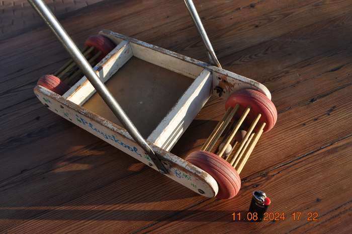 Vintage Playskool Kiddies Push Along Trolley