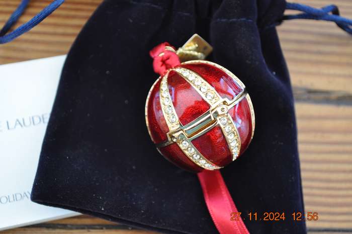 Estee Lauder 2007 Jingle Bell Solid Perfume (empty)