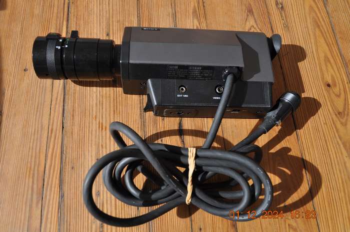 Vintage Sony Video Camera HVM-100CE With Lens (not tested)
