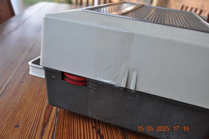 Vintage 1960s Phillips Portable Record Vinyl LP Player (working)