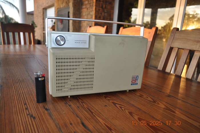 Vintage Sanyo Portable Record Vinyl LP Player (as is)