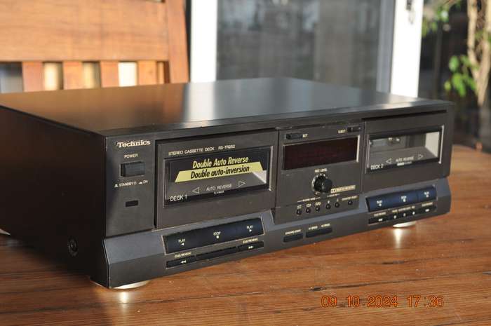 Technics RS-TR252 Cassette Tape Deck