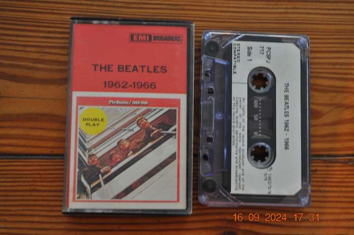 The Beatles - 1962-1966 (Cassette)