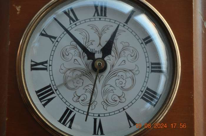 Vintage 1950s Westclox Sheraton Electric Clock