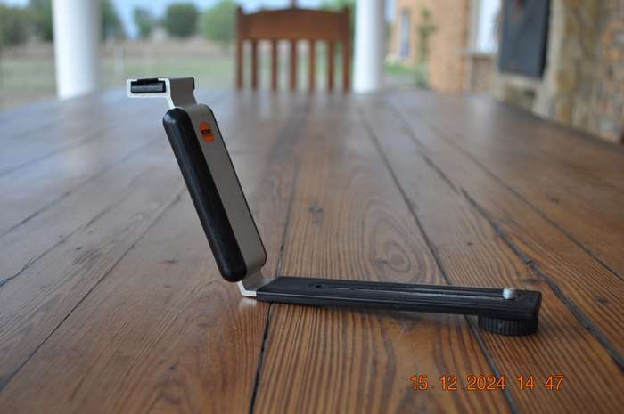Vintage Camera Flash Grip