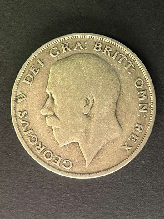 1920 George V Half Crown .500 silver 14.1 gm