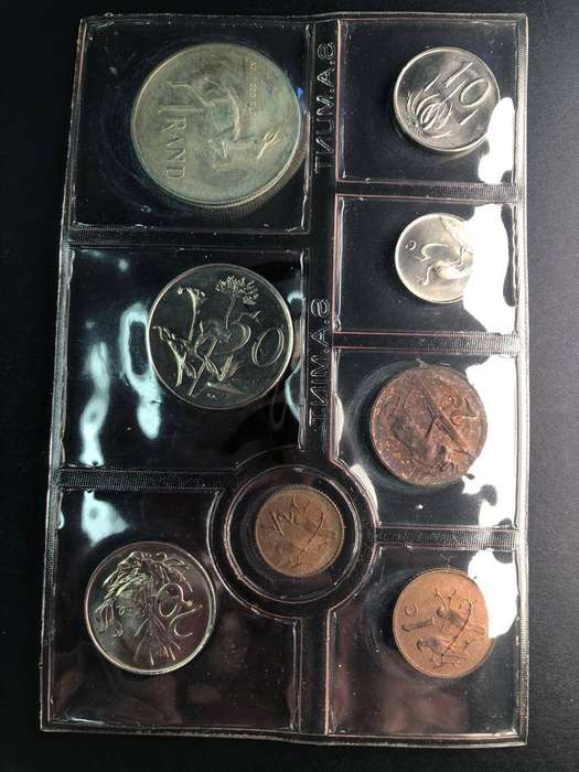 1976 RSA Mint Pack with silver one rand