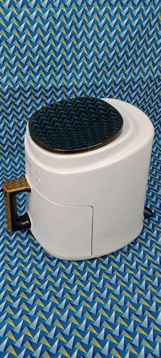 Silver Crest 6L Air Fryer   Unboxed, New (White)