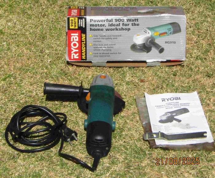 RYOBI ANGLE GRINDER