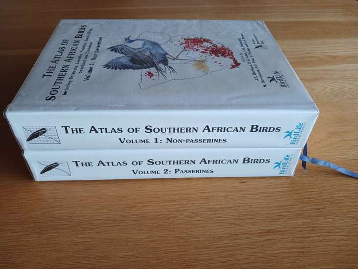 The Atlas of Southern African BIrds in 2 Volumes (Vol 1: Non-Passerines, Vol 2: Passerines