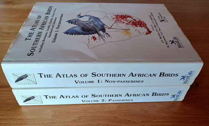 The Atlas of Southern African BIrds in 2 Volumes (Vol 1: Non-Passerines, Vol 2: Passerines)