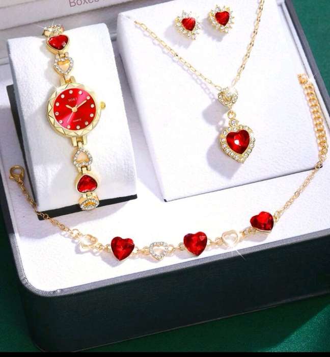 Wow amazing luxurious woman Quartz Watch set
