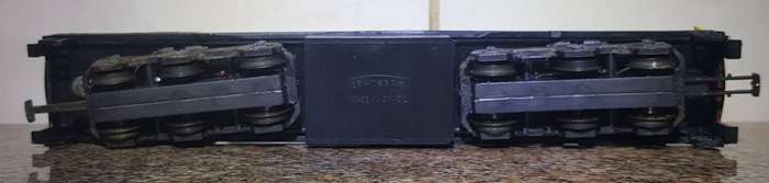 SAR Class 33-000 Diesel Locomotive #33-006 body mounted on HO Scale Frateschi chassis