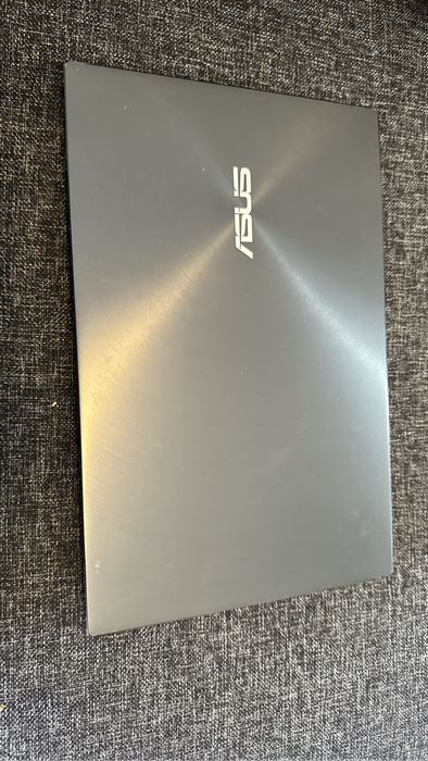 ASUS Zenbook 14