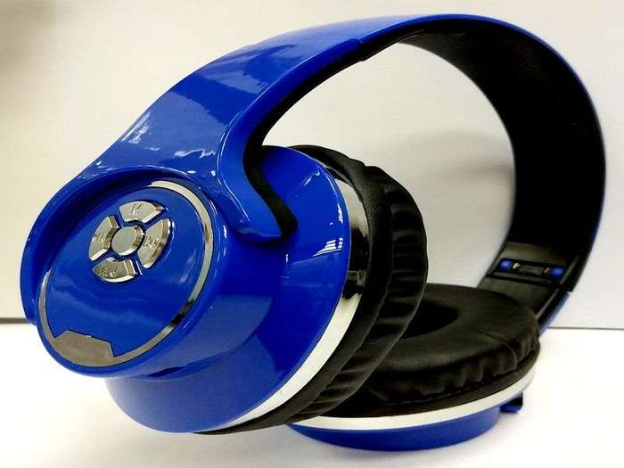 HEADPHONE Wireless Stereo Mp3 Sp-180 FM- MICROSD CARD + 3.5MM SPEAKER
