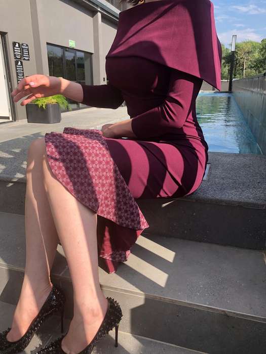 Eye-Catching Maroon & Shwe-Shwe Designer Dress  YDE (Size Small)
