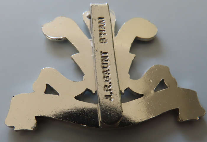 Great Britain - The Royal Hussars- Bi Metal Staybright Cap Badge