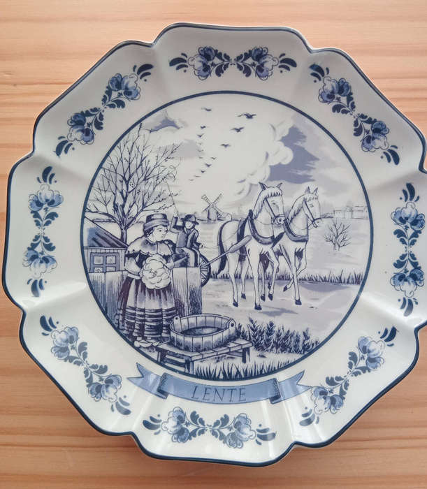 Delft, Holland- Special Limited Collector's Edition